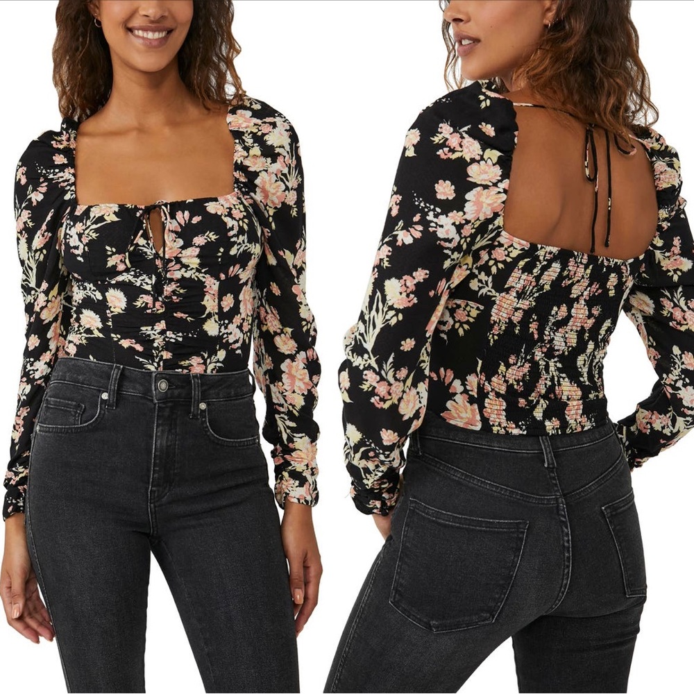 Free people cropped long sleeve top (NWT)